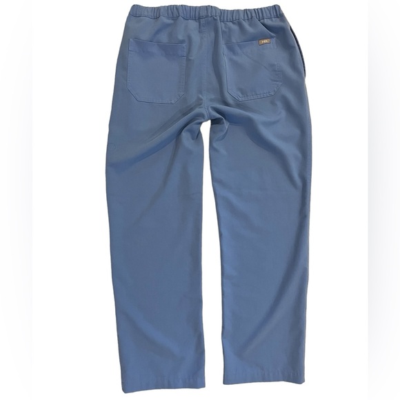 Figs • Pisco / Leon Ceil Blue Scrub Set - S Short - Picture 9 of 16